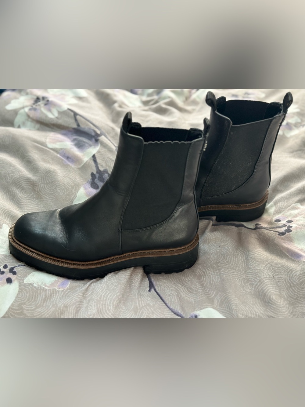 Sam Edelman Black Leather Chelsea Ankle Boots